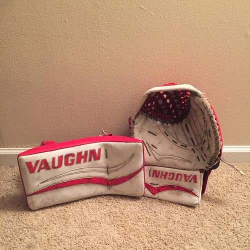 Vaughn V6 2000 Pro Glove And Blocker