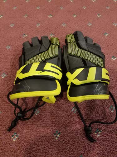 STX Stallion 100  Gloves - 10 inch