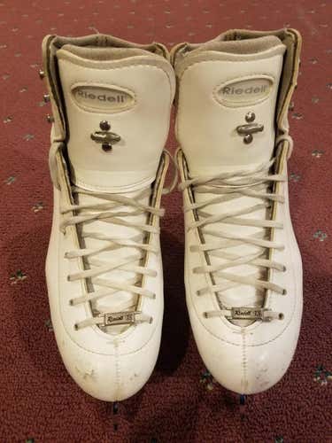 Riedell Figure Skates - Size 4