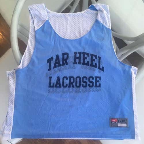 Nike UNC Lacrosse Pinnie