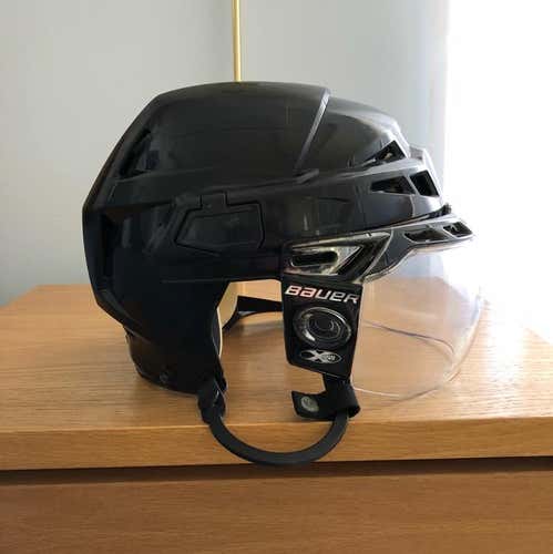 CCM V08 Medium Pro Stock With Bauer X100 Deluxe 3 Point Visor