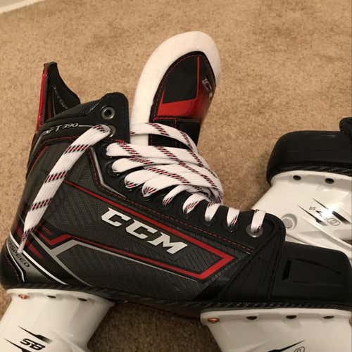 Brand New Ccm Jetspeed 390 Skates 8.5