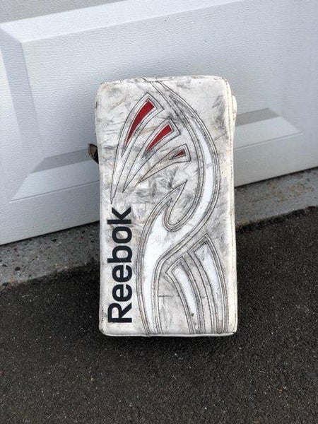 Reebok Larceny L9 Goalie Glove & Blocker Regular Senior