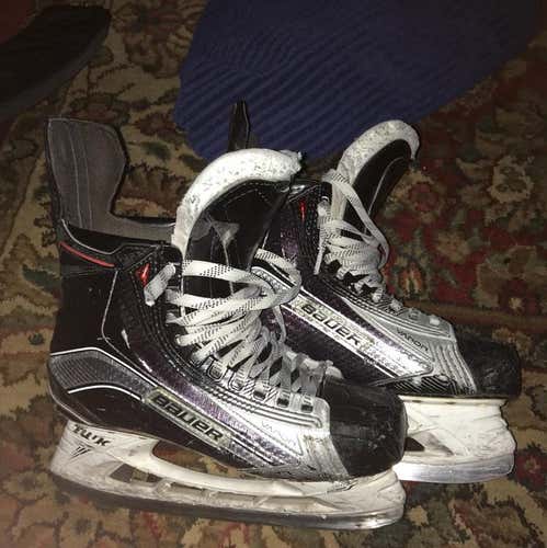 Bauer 1x  Skates w/ Speedplates