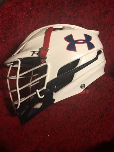 UA Underclass Team Long Island Cascade R Helmet
