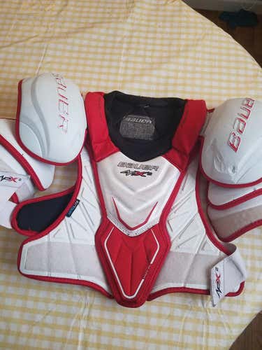 NEED GONE Bauer Apx2 Shoulder Pads Senior