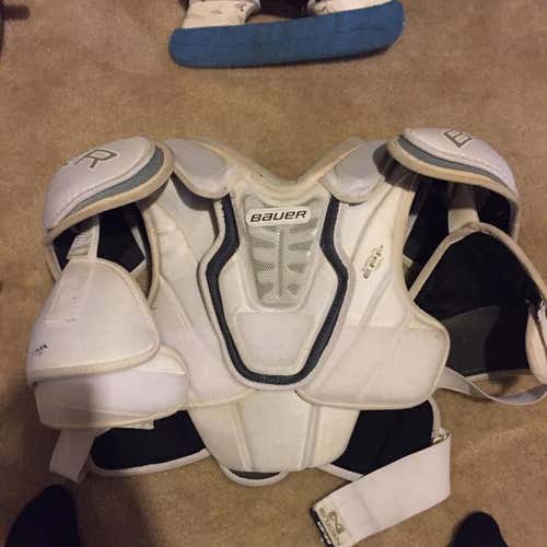 Bauer Nexus 1000 Shoulder Pads