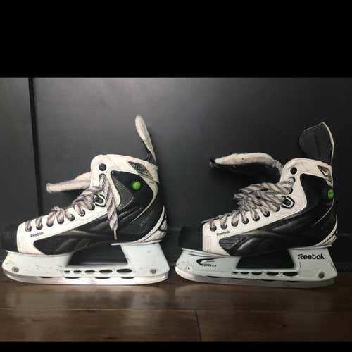 Reebok White K 10.5 EE With Flop