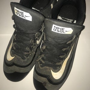 Black Nike Huarache BSBL Cleats