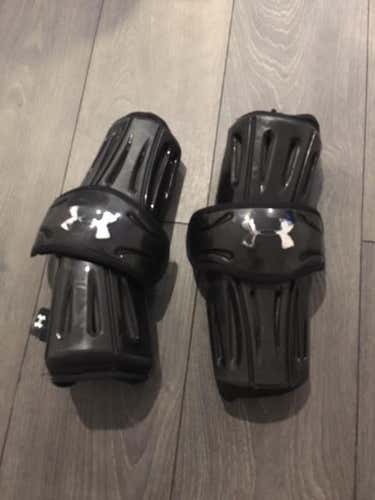 Under Armour Arm Pads