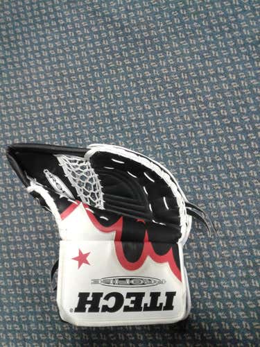 New Itech Goalie Glove Regular Senior