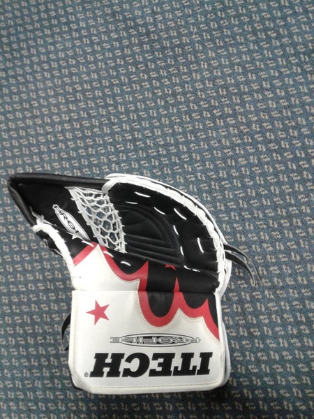 New Itech Goalie Glove Regular Senior