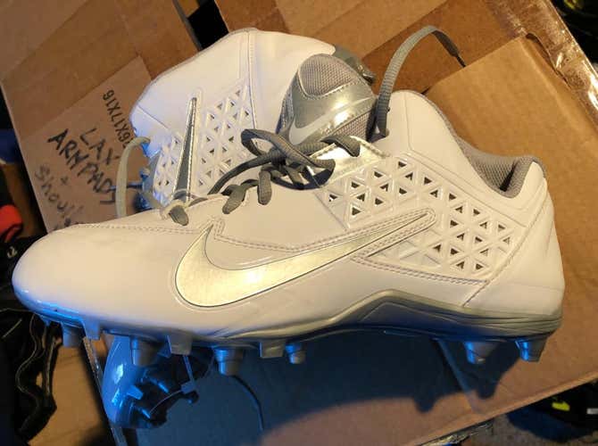 NEW NIke Lacrosse Cleats size 11 White Lax Cleats boots shoes 616297-108