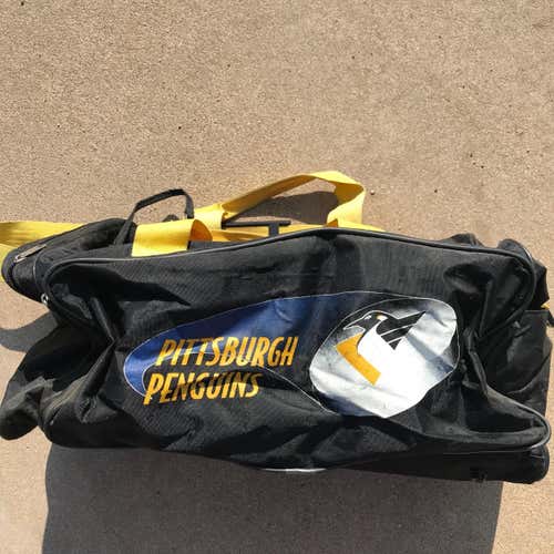 Penguins Coaches Bag