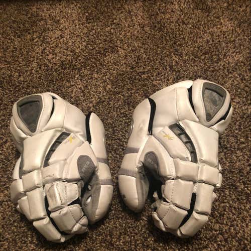 White Maverick Rome RX3 Goalie Gloves