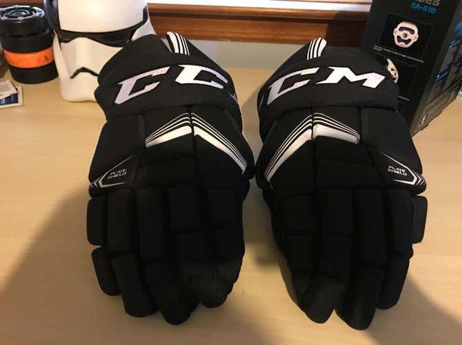 CCM Super Tacks Pro 14” Gloves