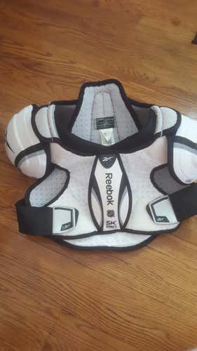 Reebok Shoulder Pads Senior