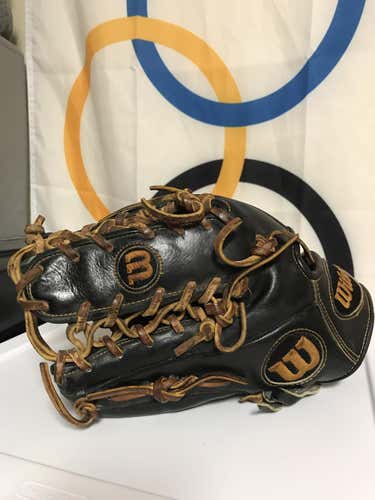 Wilson A2000 Glove