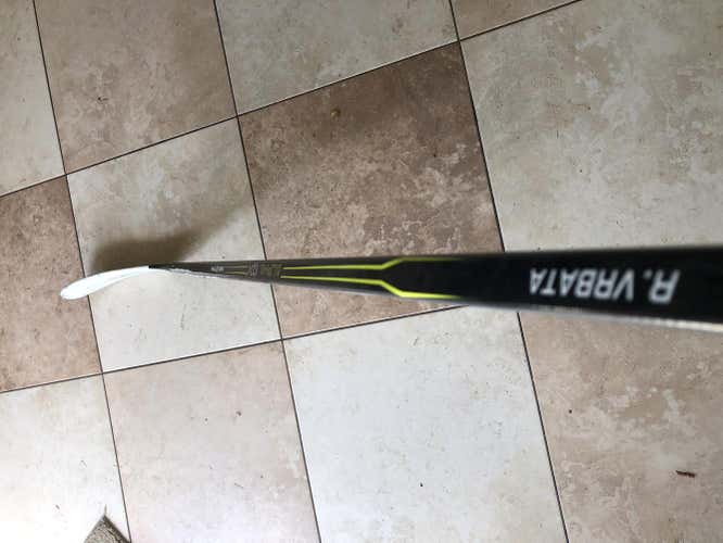 Warrior Alpha QX Stick Righty Unknown 81 - 85 Senior