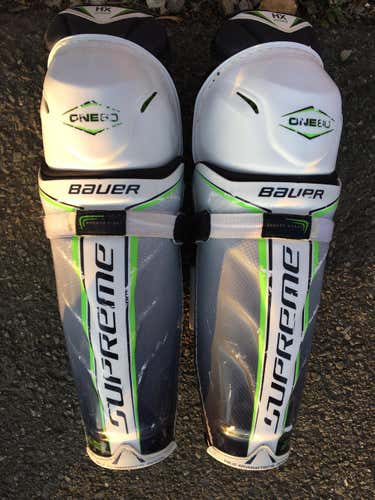 Bauer One80 Shin Pads 14" (Used)