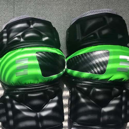 BN LE Epoch Adrenaline Black Card Arm Pads