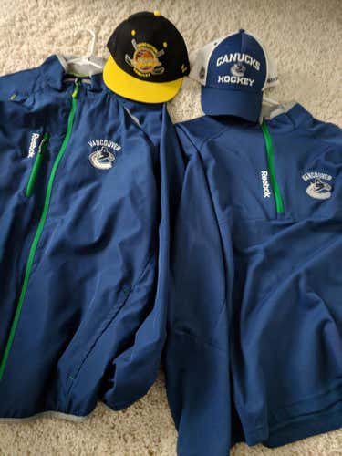 Vancouver Canucks Gear
