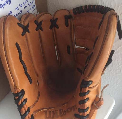 Wilson A2000