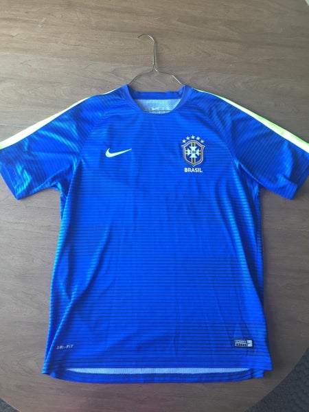 Like New XL Nike Brazil Soccer Jersey Blue