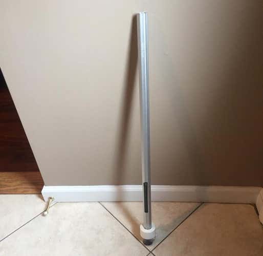 Brand New StringKing Metal Plus 30" Mens Attack/Midfield Shaft - Silver