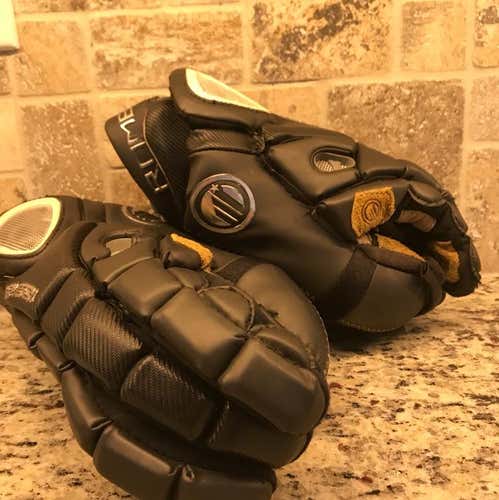 GLOVES: MAVERIK ROME NXT