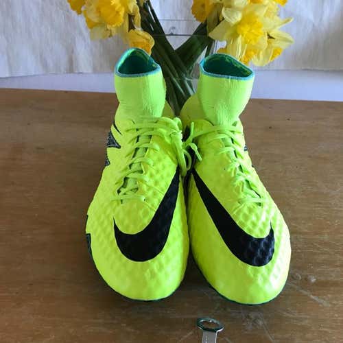 ! Price Drop Nike Hypervenom Phantom 2