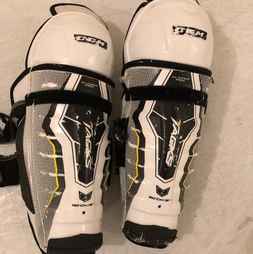 Ccm Shin Pads