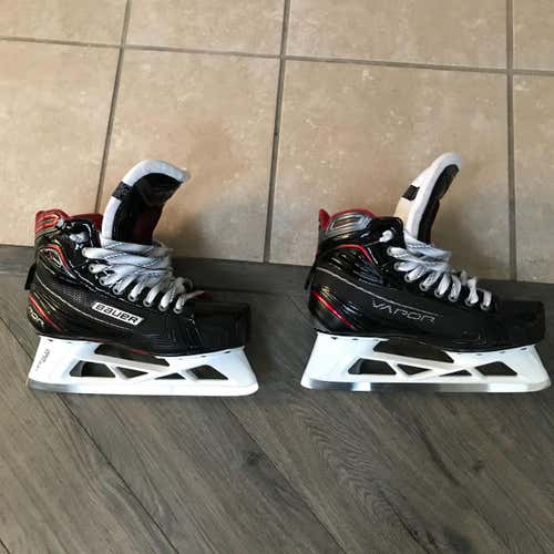 Bauer X900 Goalie Skates