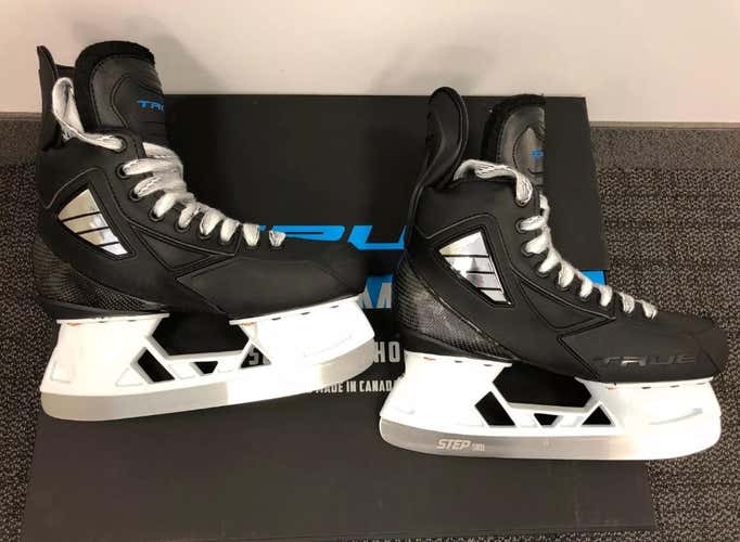 New True VH Skates Senior Size 6D