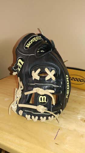 Wilson A2000