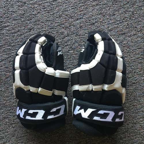 CCM Gloves