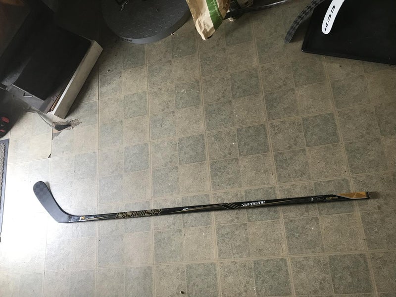 Bauer 1s Stick Righty Mid 86 - 90 Senior P92/ Ovechkin /Backstrom