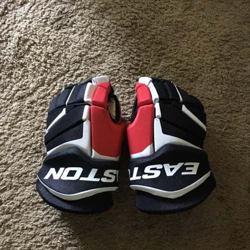 Lightly Used Easton C5.0 Gloves 14”
