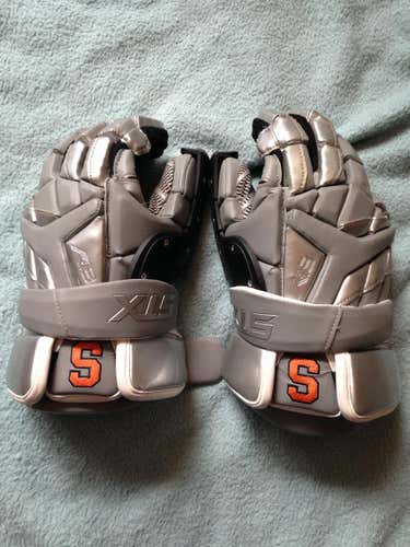 Syracuse University STX K18 2 Gloves