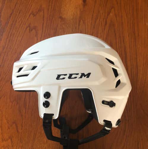 Medium Ccm Resistance Helmet