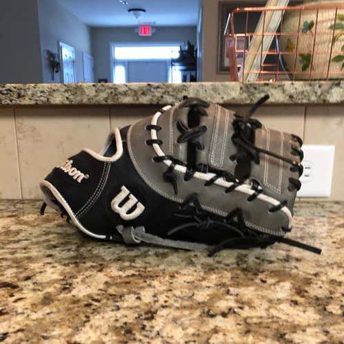 Wilson A2000