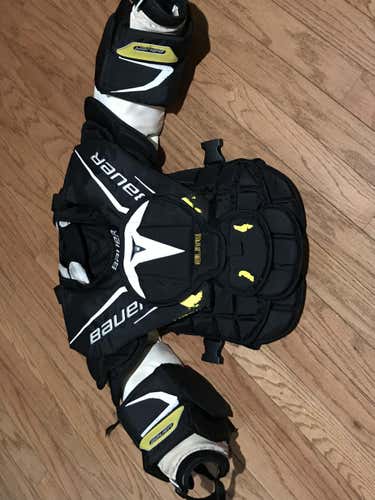 Bauer Elite Goalie Chest Protector Intermediate