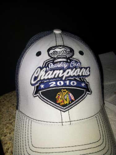 Chicago Blackhawks 2010 Stanley Cup champions cap by NEW ERA fitted stretch fit. New but no tags.