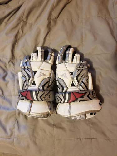 Brine Shakedown 13" White/Silver Gloves