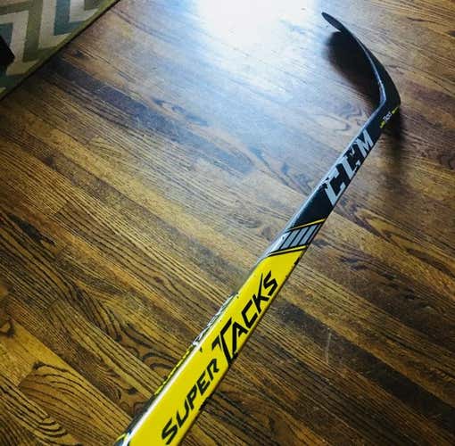 CCM Super Tacks Pro Stock Stick RH P90