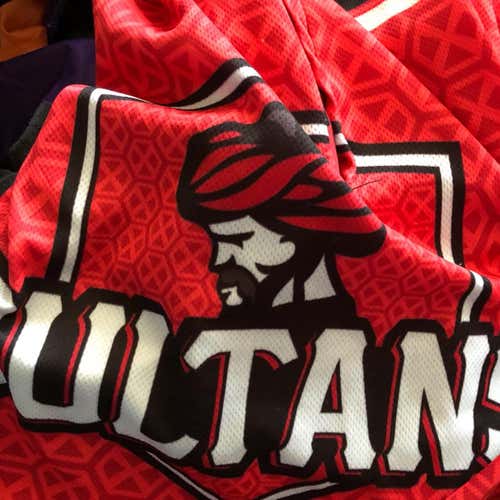 Istanbul Sultans Shorts #45 (Pockets:Yes) (Great Condition)