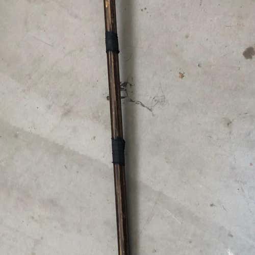 Blackfeet Lacrosse ASH Wood Shaft (Attack/Middy)(Very Used)