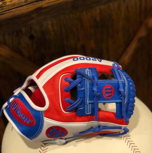 NWT Limited Edition 2016 A2000 1786 Red White & Blue