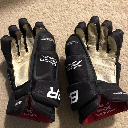 Bauer Vapor X700 Gloves