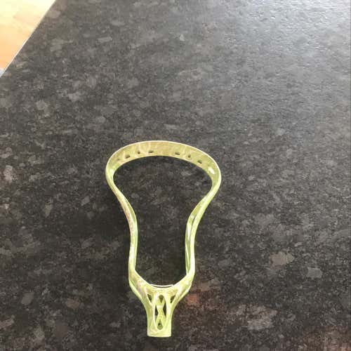 Custom Dyed Noz 2